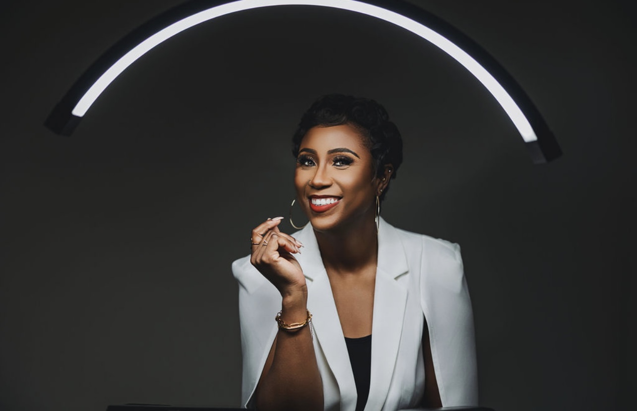 The Lash and Brow Beauty Bar studio